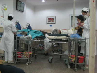 “超六成农村定向医学生履约后离岗：基层医疗人才流失现象引人关注”